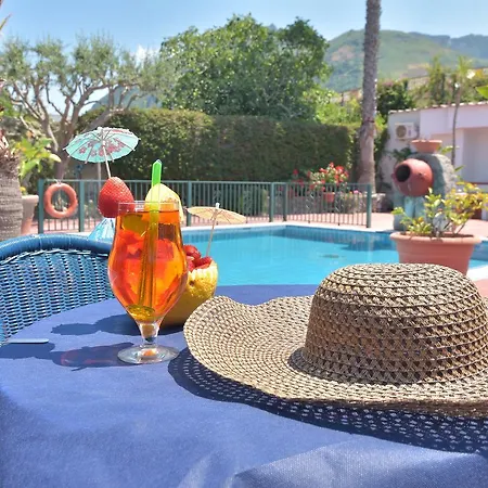 Ξενοδοχείο Mareco 3*